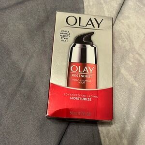 Olay Regenerist moisturizer